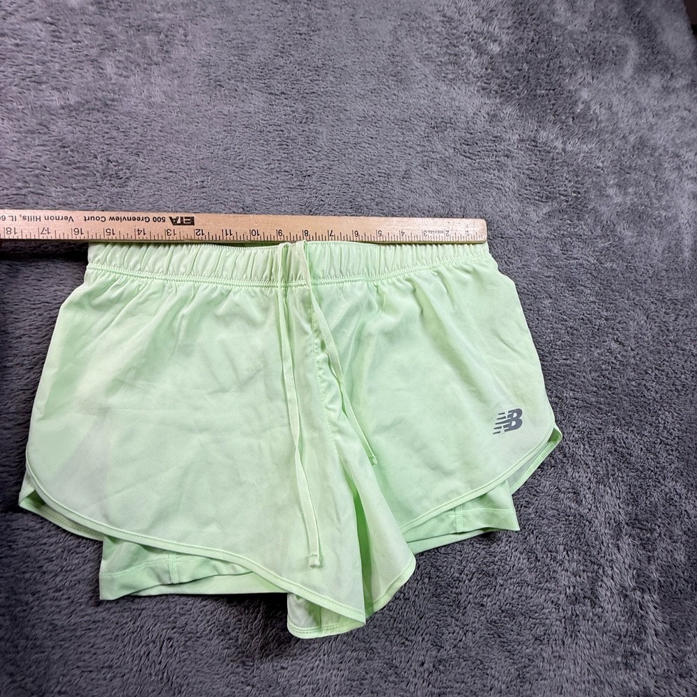 New Balance Womens M Lined Running Shorts Sea Foam Green Athletic Gym Workout - Picture 3 of 5